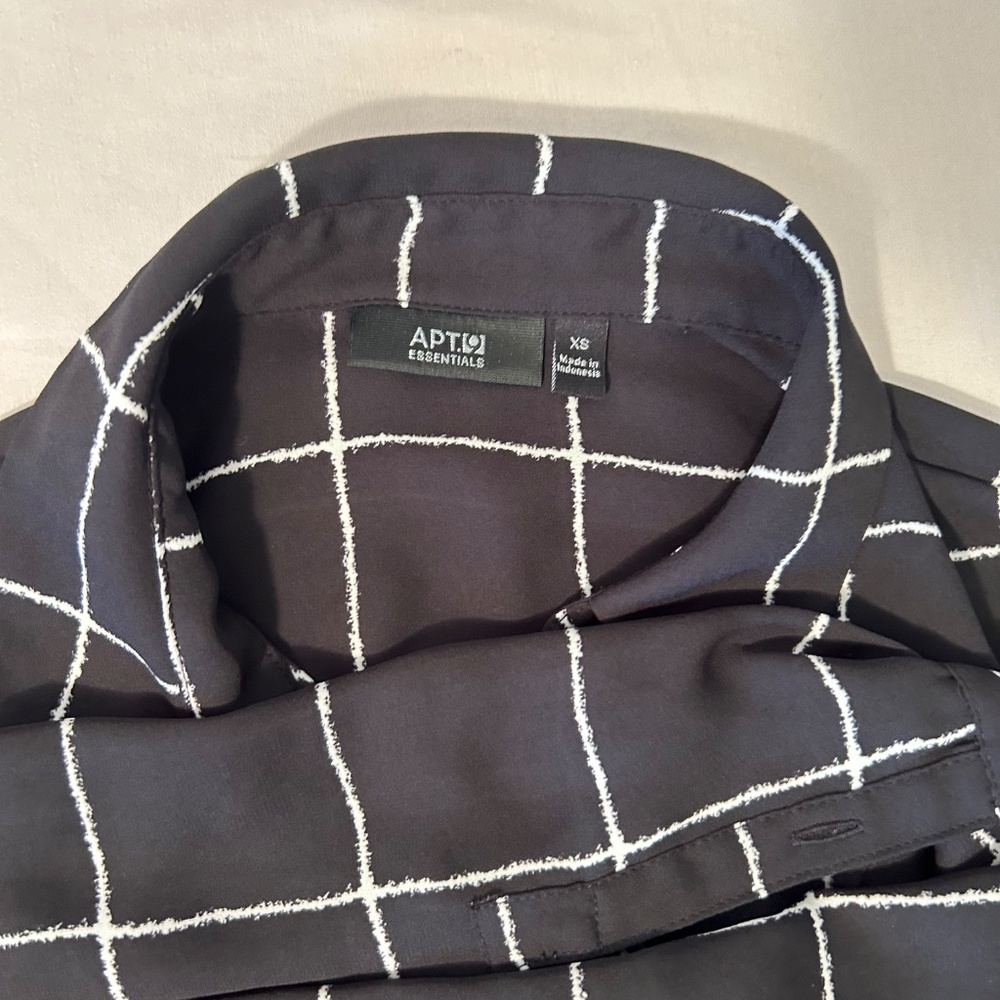 Women’s Apt 9 Essentials Black & White Checkered Long Sleeve Shirt | Size XS - Picture 5 of 11